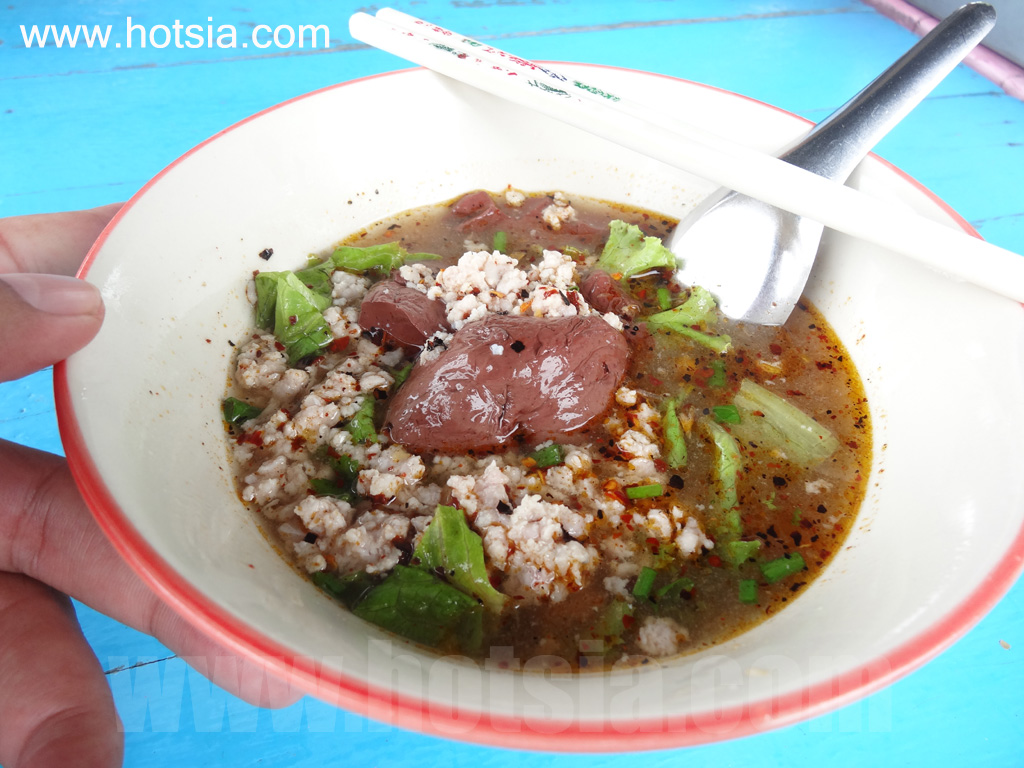 สมุทรปราการ ก๋วยเตี๋ยวเฮียดำบางบ่อ