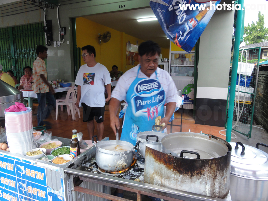 เที่ยวสตูล ร้านโกอ้วน