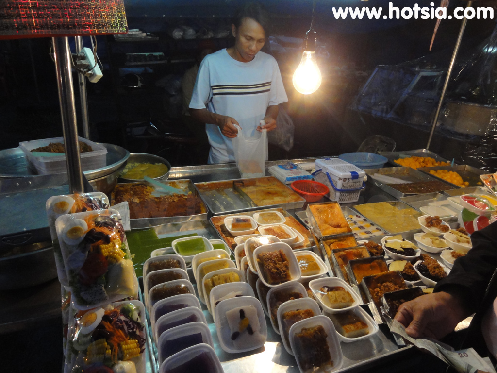 เที่ยวสตูล ตลาดโต้รุ่งสตูล