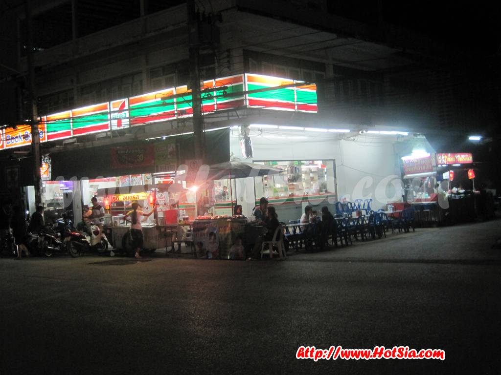สิงห์บุรี ตลาดโต้รุ่งสิงห์บุรี