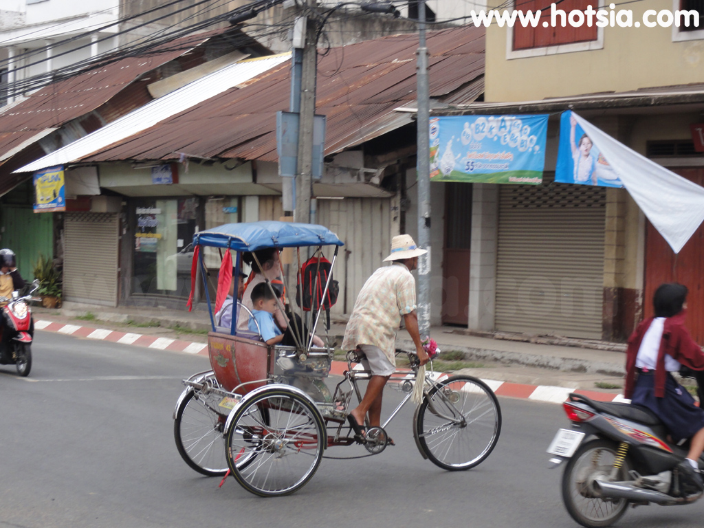 ศรีสะเกษ ตลาดเช้าศรีสะเกษ