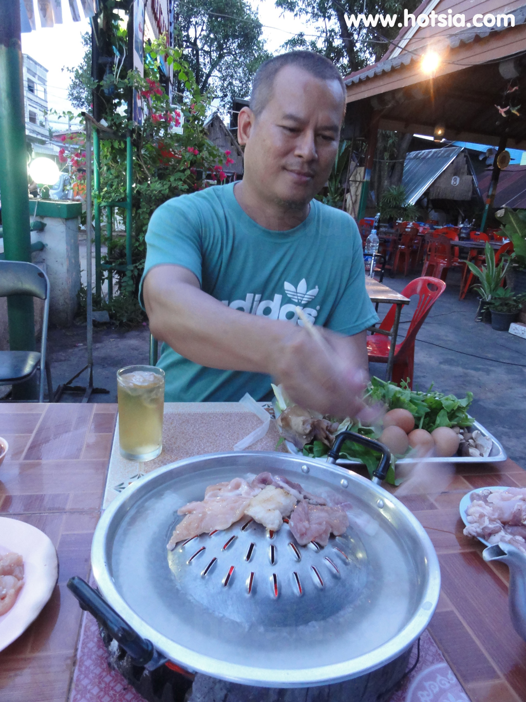 ศรีสะเกษ เพชรลำภูเนื้อย่างเกาหลี ศรีสะเกษ