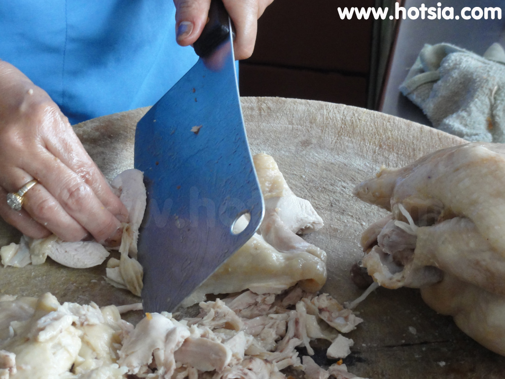 ศรีสะเกษ โอเคเป็ดตุ๋น ข้าวมันไก่โอต๋อง