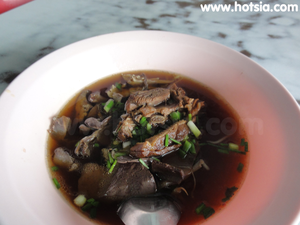 ศรีสะเกษ โอเคเป็ดตุ๋น ข้าวมันไก่โอต๋อง