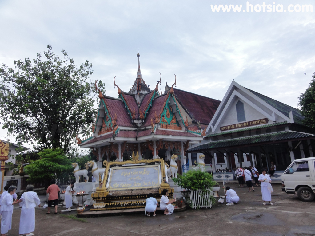 เที่ยวสุโขทัย วันสารทไทย
