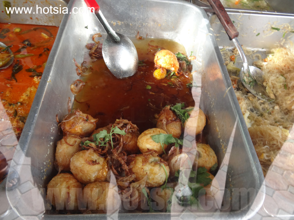 สุพรรณบุรี ร้านข้าวแกงบ้านนอกรสเด็ด สุพรรณ