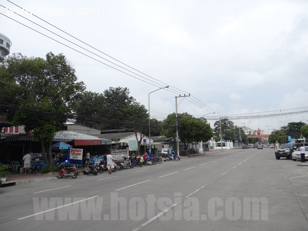 สุพรรณบุรี ร้านข้าวแกงบ้านนอกรสเด็ด สุพรรณ