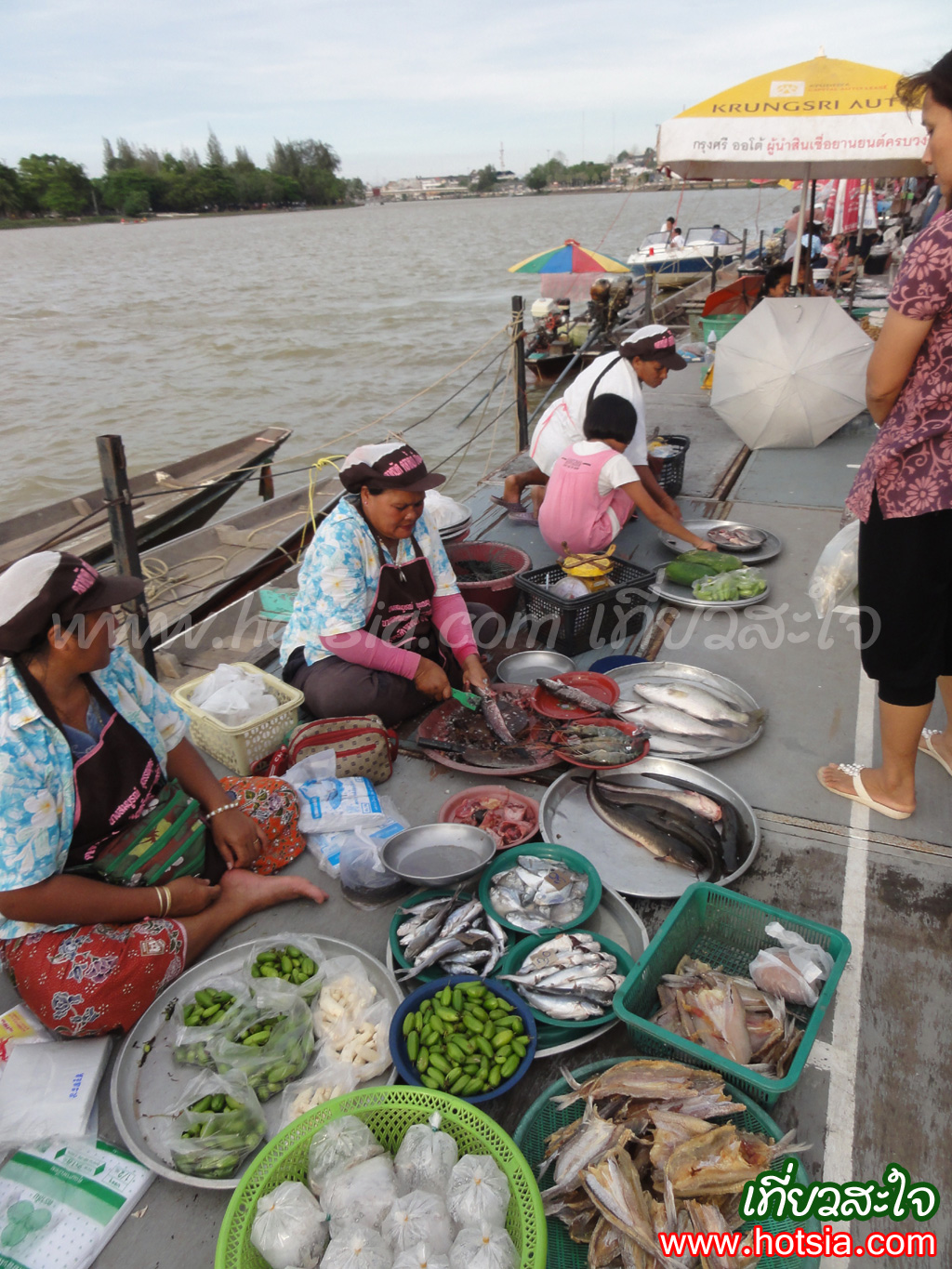 เที่ยวสุราษฎร์ธานี ตลาดนัดตลาดน้ำ