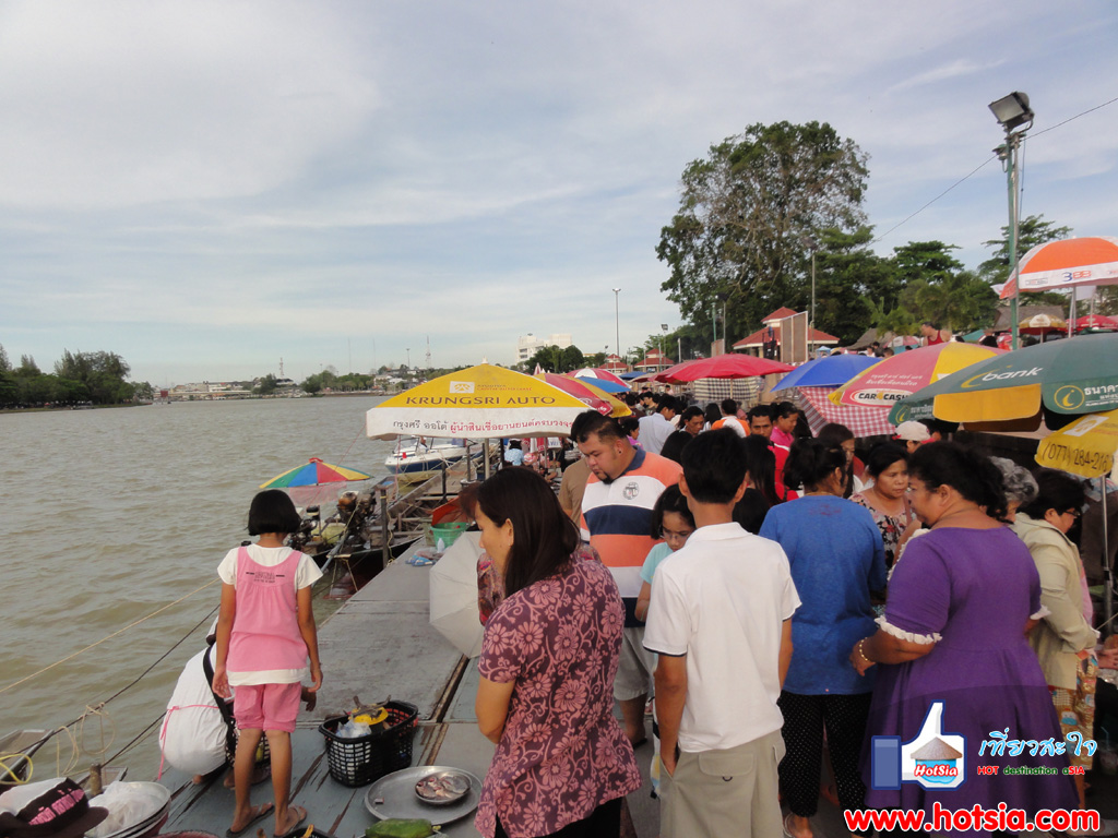 เที่ยวสุราษฎร์ธานี ตลาดนัดตลาดน้ำ