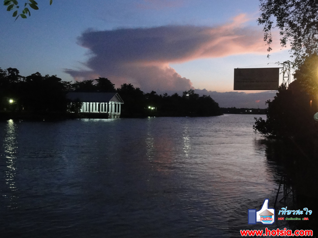 เที่ยวสุราษฎร์ธานี ร้านอาหารครัวชายทุ่ง