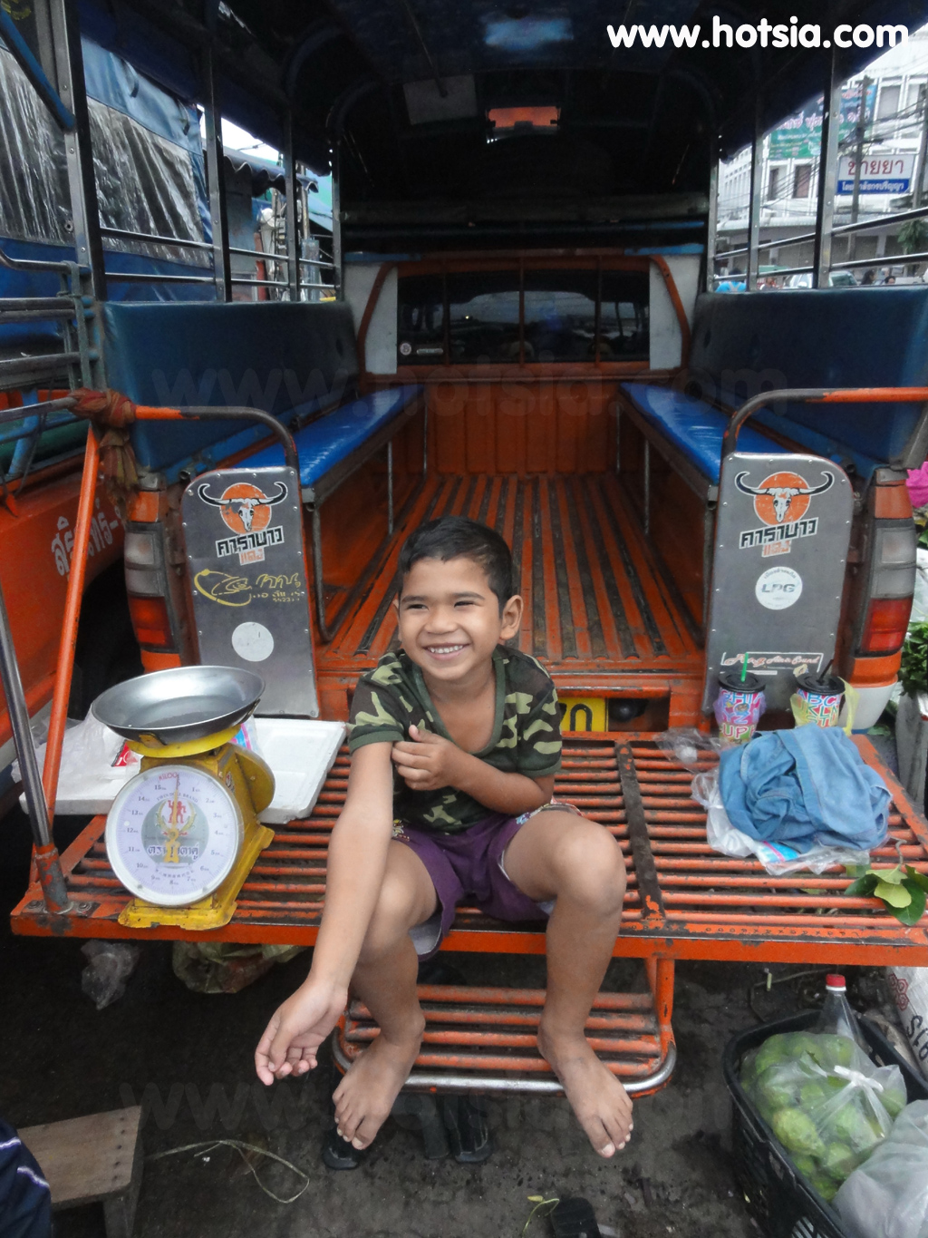 เที่ยวสุรินทร์ ตลาดเช้าจังหวัดสุรินทร์
