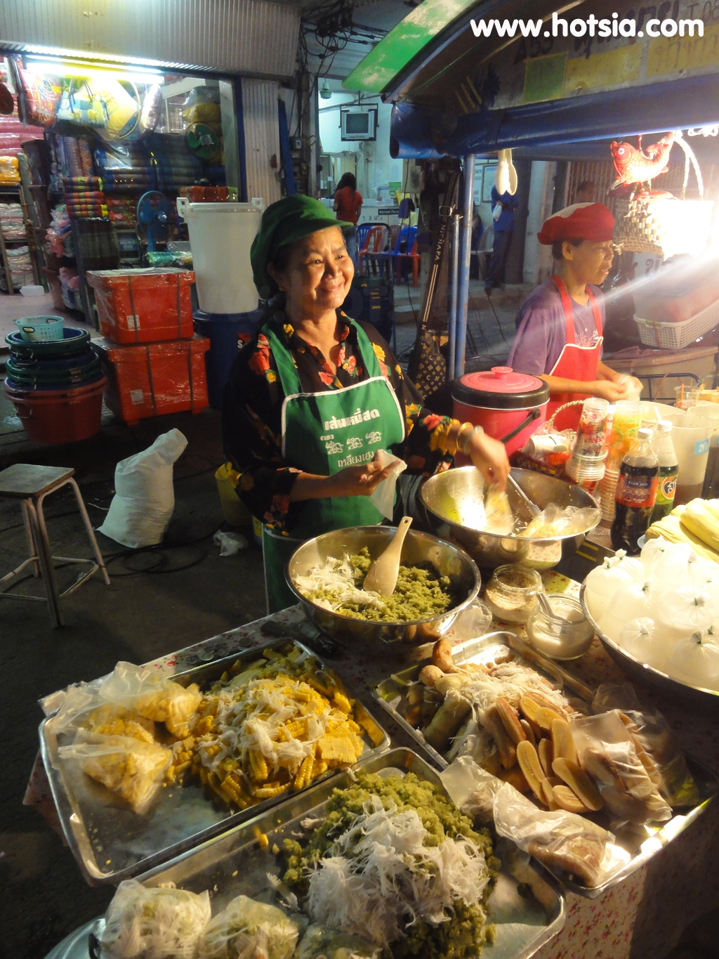 เที่ยวสุรินทร์ ถนนคนเดินสุรินทร์