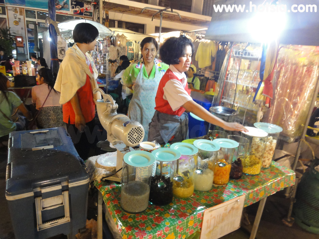 เที่ยวสุรินทร์ ถนนคนเดินสุรินทร์