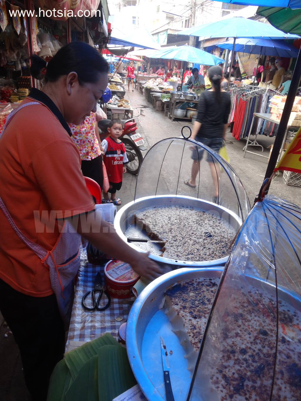 เที่ยวแม่สอด ขนมพม่าในแม่สอด