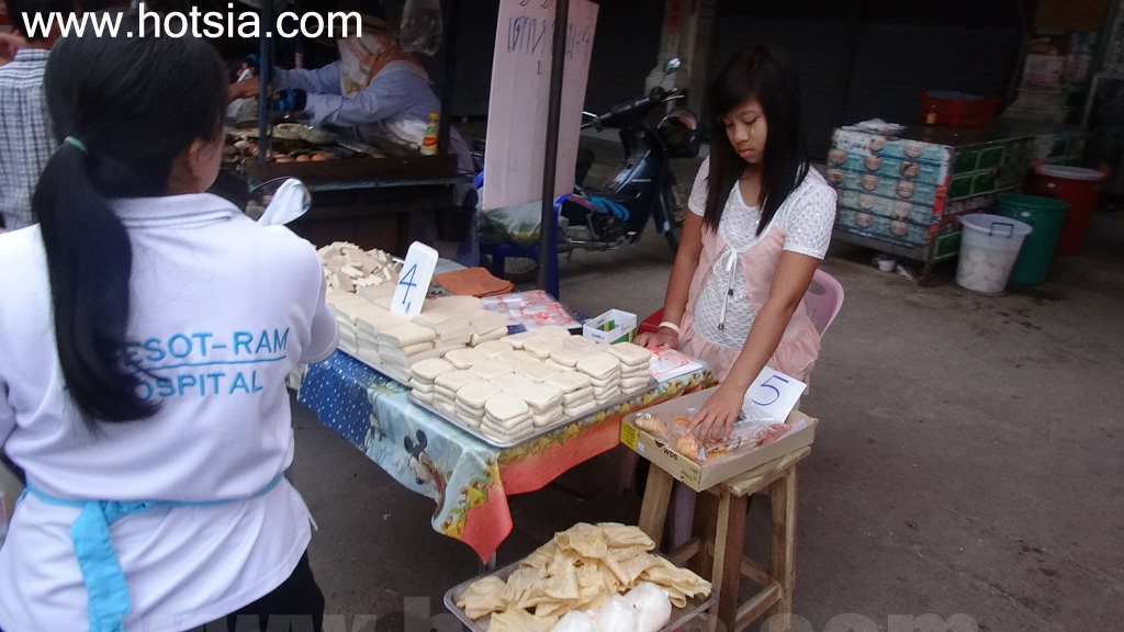 เที่ยวแม่สอด ตลาดเช้าแม่สอด