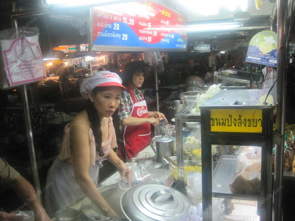 เที่ยวอุบลฯ ตลาดโต้รุ่ง เมืองอุบล