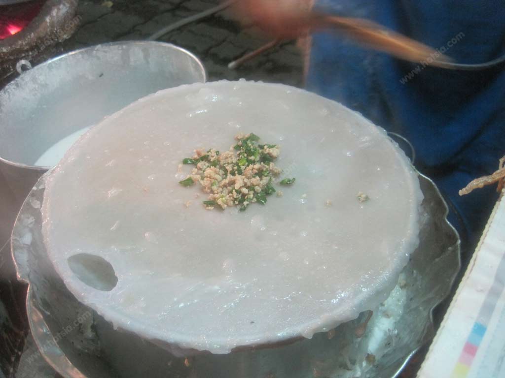 เที่ยวอุบลฯ ตลาดโต้รุ่ง เมืองอุบล