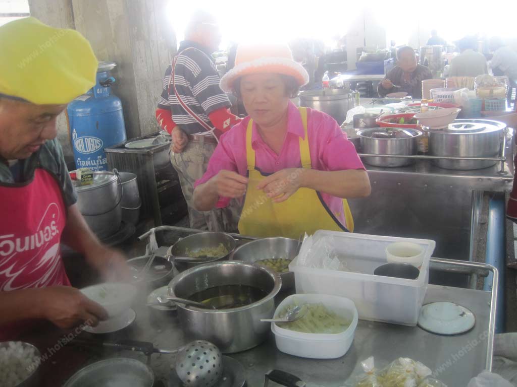 เที่ยวอุบลฯ น้ำเต้าหู้ตลาดใหญ่