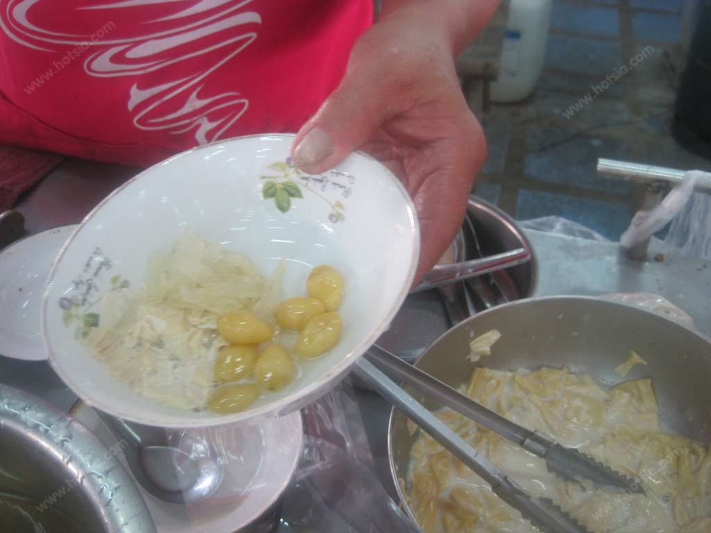 เที่ยวอุบลฯ น้ำเต้าหู้ตลาดใหญ่