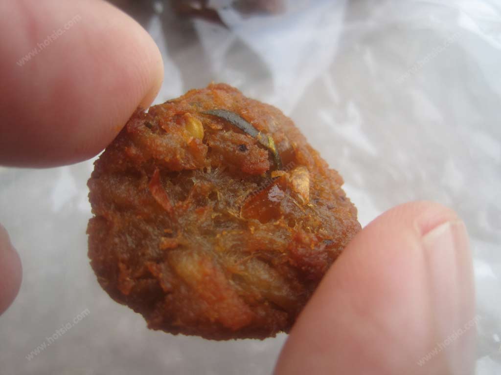 เที่ยวอุบลฯ ทอดมันมะพร้าว ตลาดใหญ่