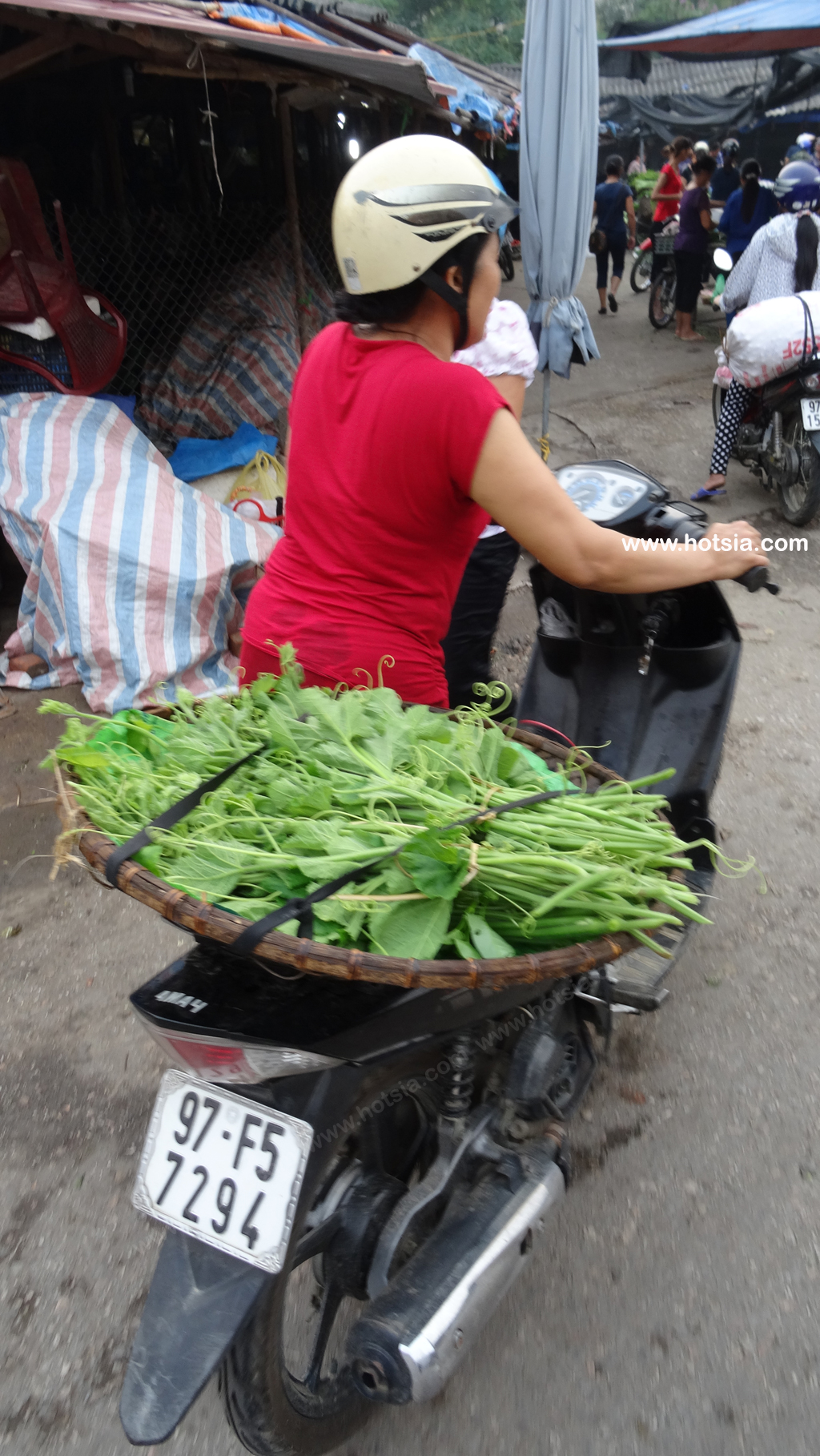 เวียดนาม จังหวัดบั๊กกั่น เวียดนาม ตลาดเช้าบั๊กกั่น เวียดนาม