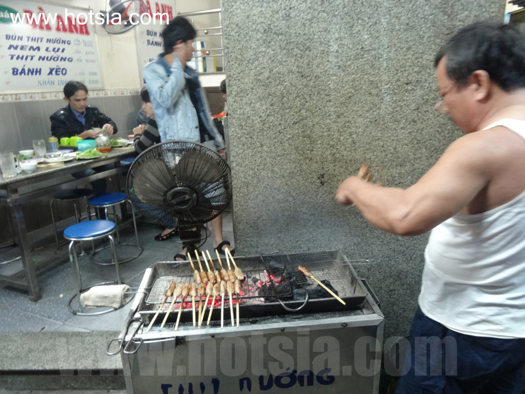 เที่ยวดานังด้วยตัวเอง แนมลุย ดานัง (Nam Lui)