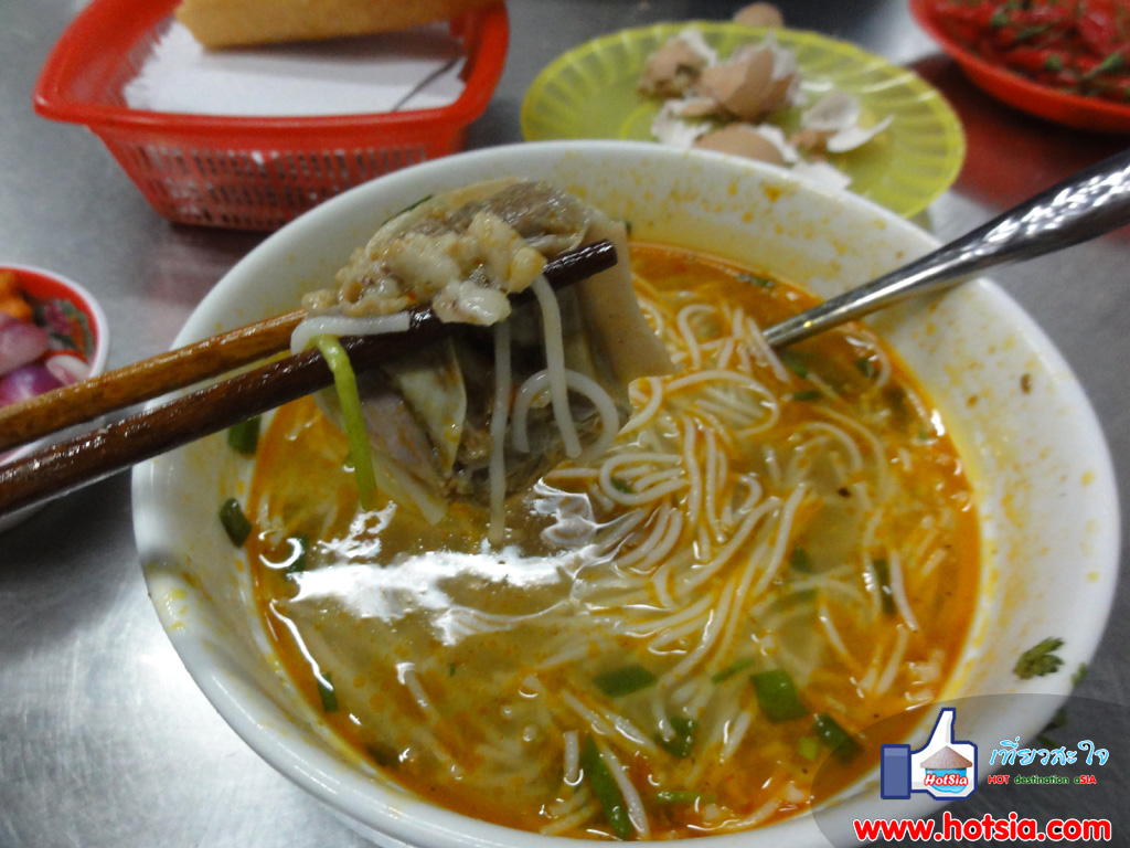 เที่ยวดานัง ก๋วยเตี๋ยวกระดูหมูอ่อนดานัง
