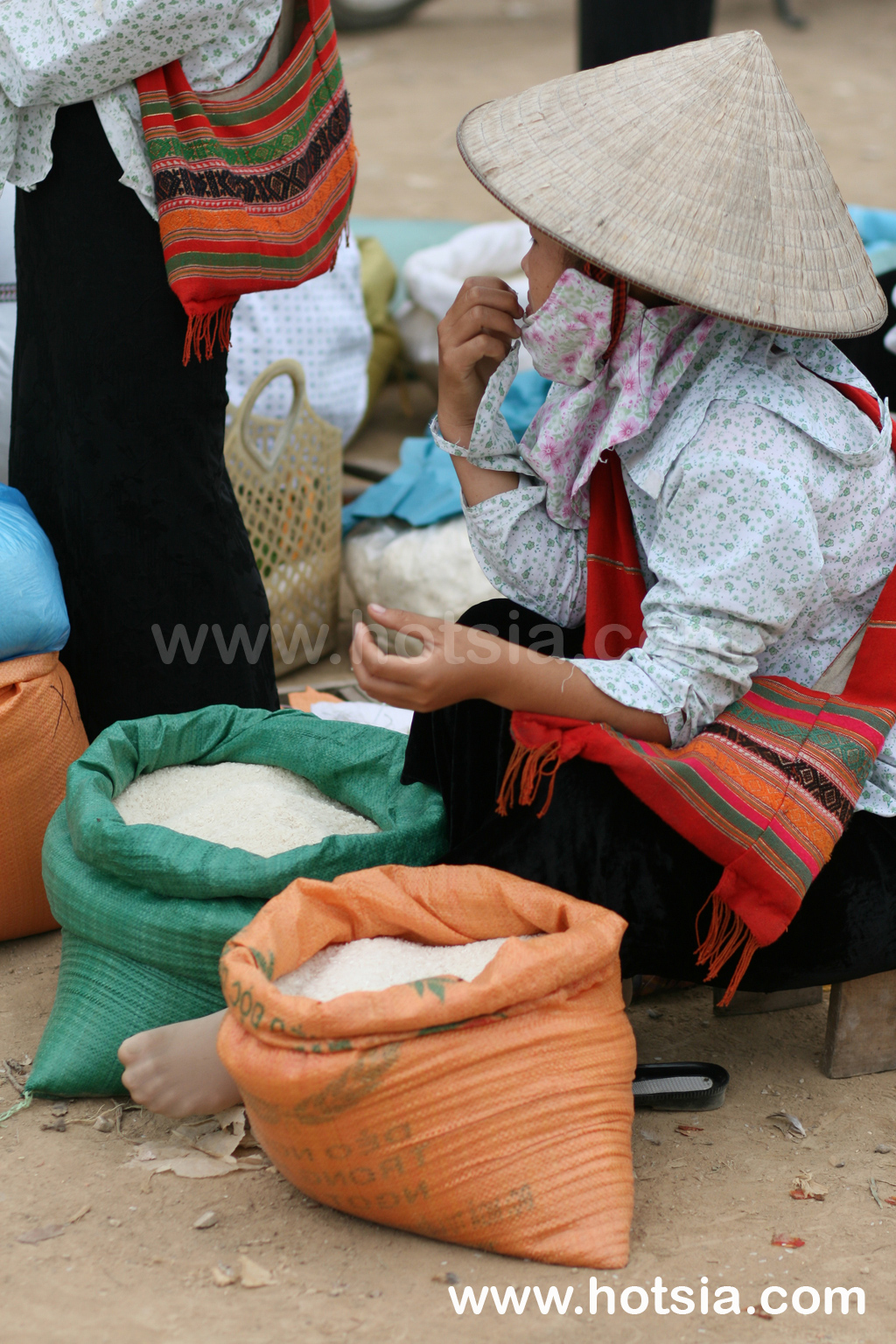 เวียดนาม เดียนเบีบนฟู ตลาดไทยดำ เดียนเบียนฟู