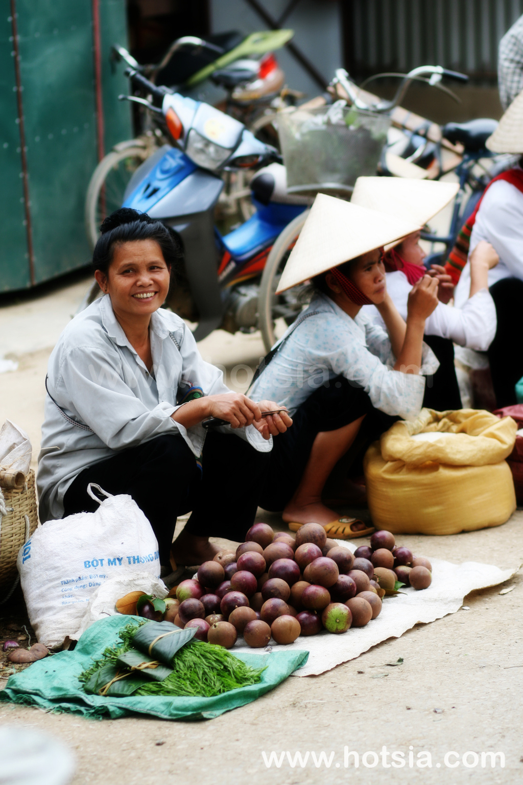เวียดนาม เดียนเบีบนฟู ตลาดไทยดำ เดียนเบียนฟู