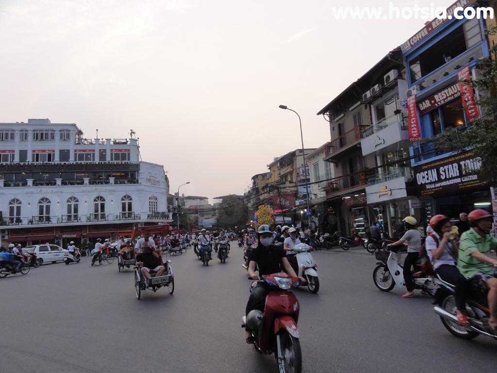ฮานอย ทะเลสาบฮานอย ทะเลสาบคืนดาบ