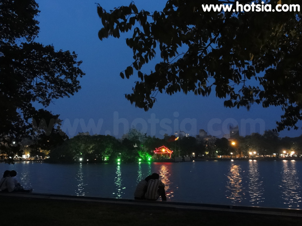 ฮานอย ทะเลสาบฮานอย ทะเลสาบคืนดาบ
