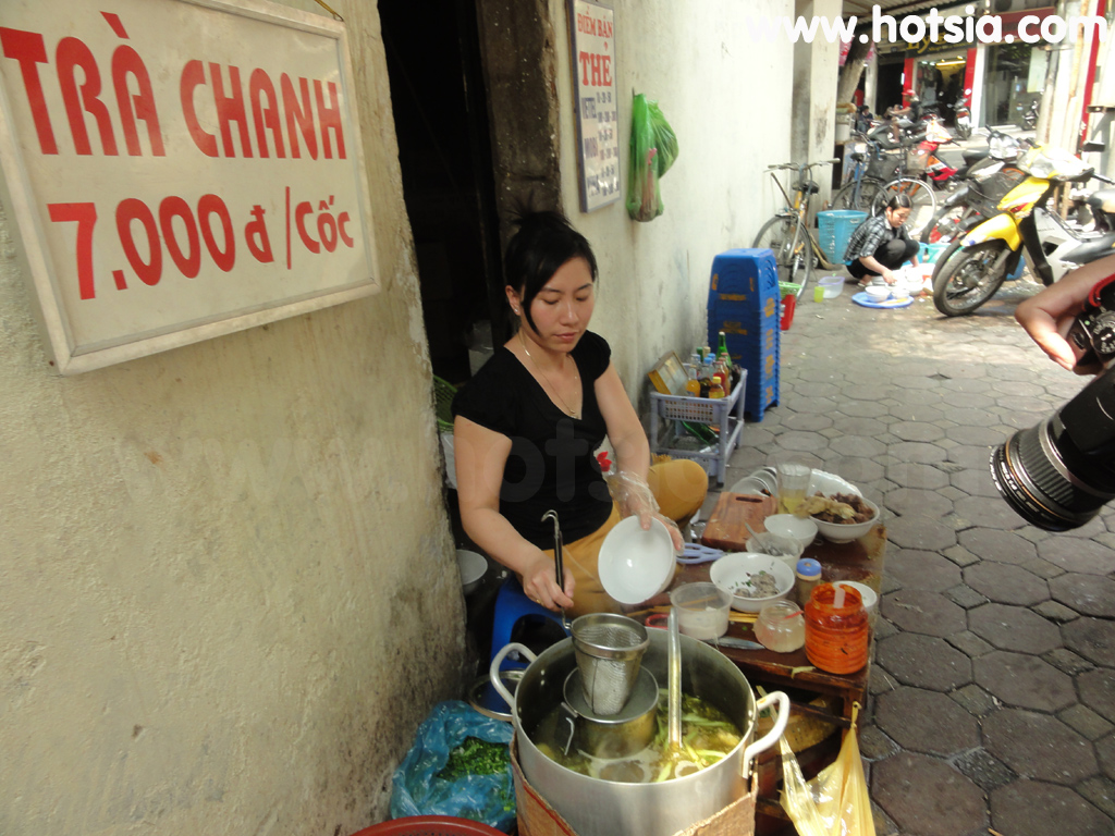 ฮานอย ต้มขาหมูฮานอย