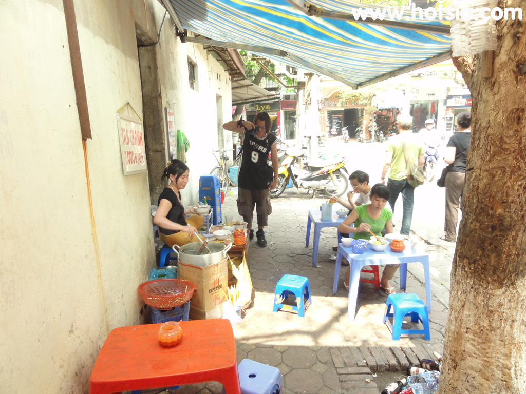 ฮานอย ต้มขาหมูฮานอย
