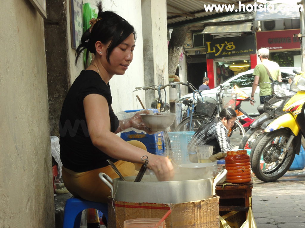 ฮานอย ต้มขาหมูฮานอย