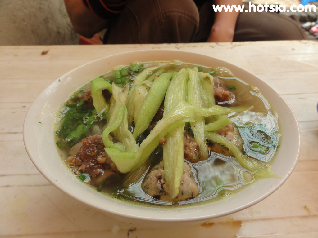 ฮานอย ต้มขาหมูฮานอย