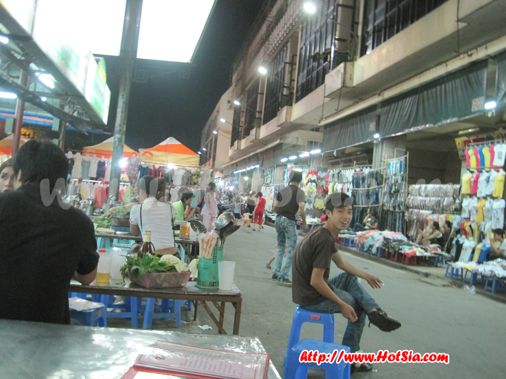 เที่ยวเวียดนาม ฮานอย เที่ยวฮานอย ตามหาต้นฉบับแหนมเนืองที่ฮานอย