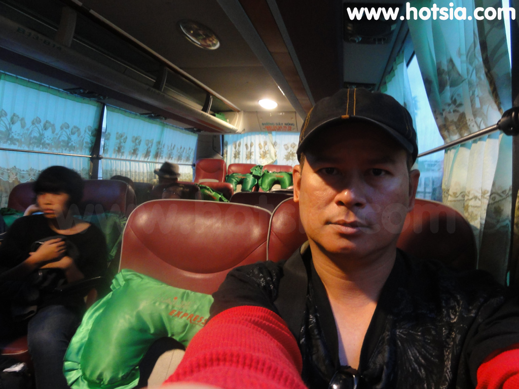 โฮจิมินห์ Ho Chi Minh รถจากพนมเปญไปโฮจิมินห์(bus phnampenh hochiminh)