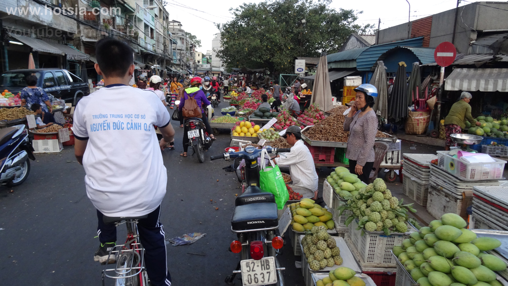 เที่ยวโฮจิมินห์(Ho Chi Minh) ตลาดเย็นโฮจิมินห์(Ho Chi Minh morning arket)