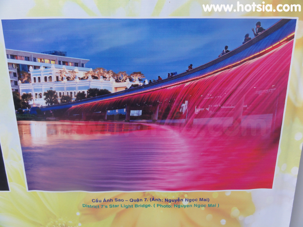 โฮจิมินห์ Ho Chi Minh นิทรรศการภาพถ่ายที่โฮจิมินห์(Ho Chi Minh exhibition)