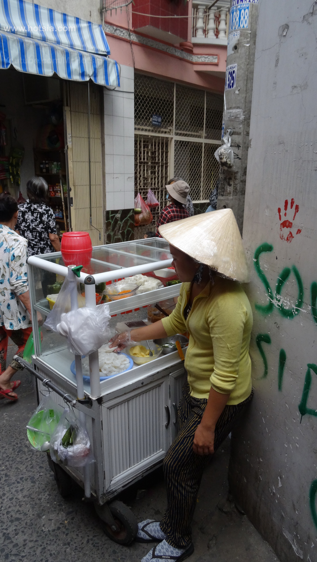 เที่ยวโฮจิมินห์(Ho Chi Minh) ตลาดเช้าโฮจิมินห์(Ho Chi Minh morning market)