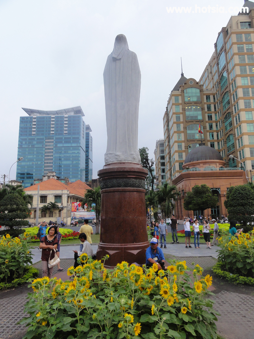 โฮจิมินห์ Ho Chi Minh โบสถ์โนทเตรอะดาม