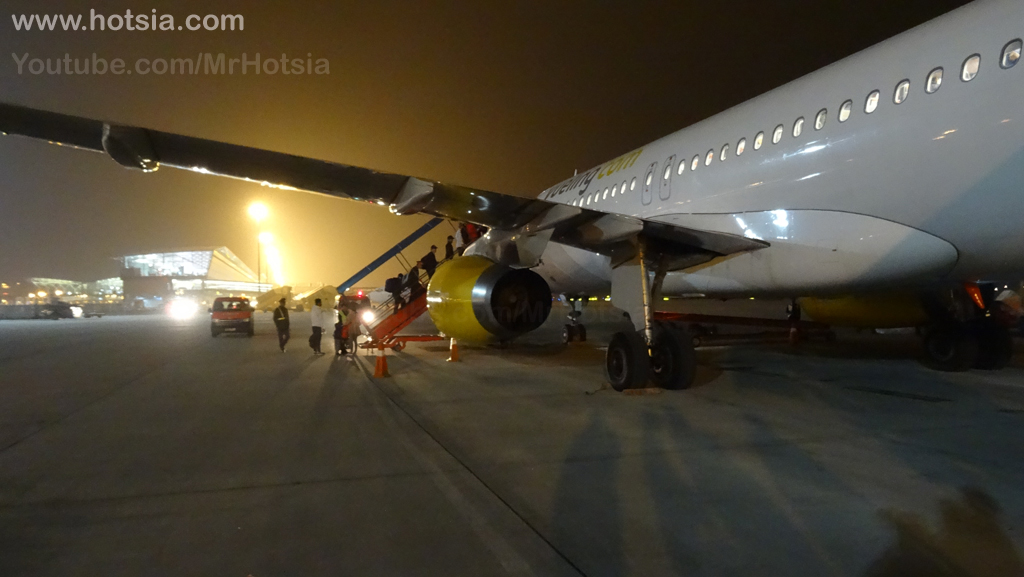 ไซ่ง่อน โฮจิมินห์ บินสายการบินบวยลิง(Vueling) โลว์คอสต์สเปนฮานอย-โฮจิมินห์