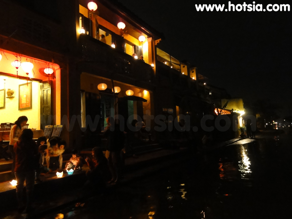 ฮอยอัน Full moon night Hoi AN