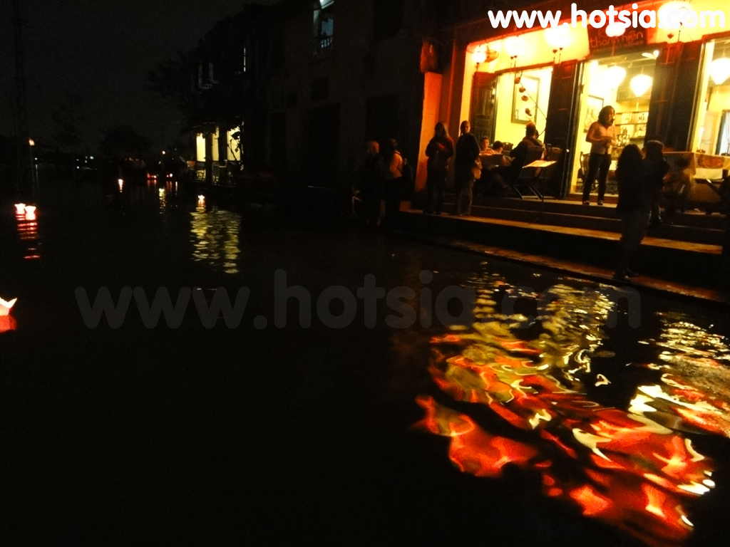 ฮอยอัน Full moon night Hoi AN
