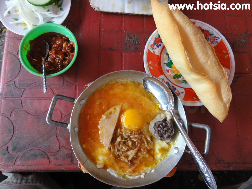 ฮอยอัน ไข่กระทะเวียดนาม