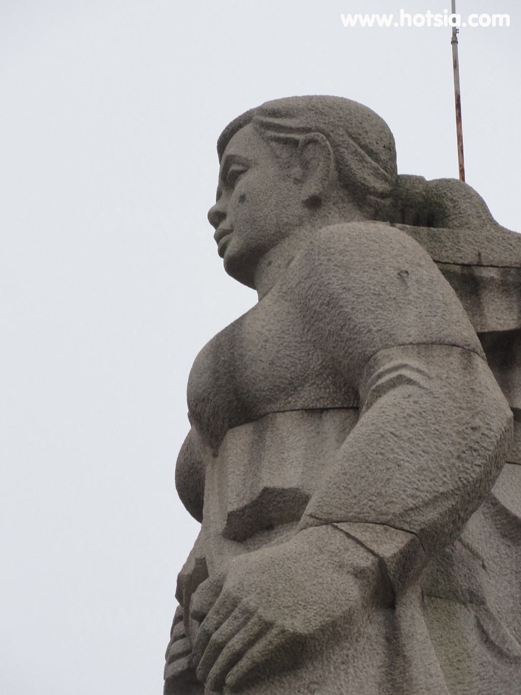 เที่ยวเมืองเว้ doc mieu monument