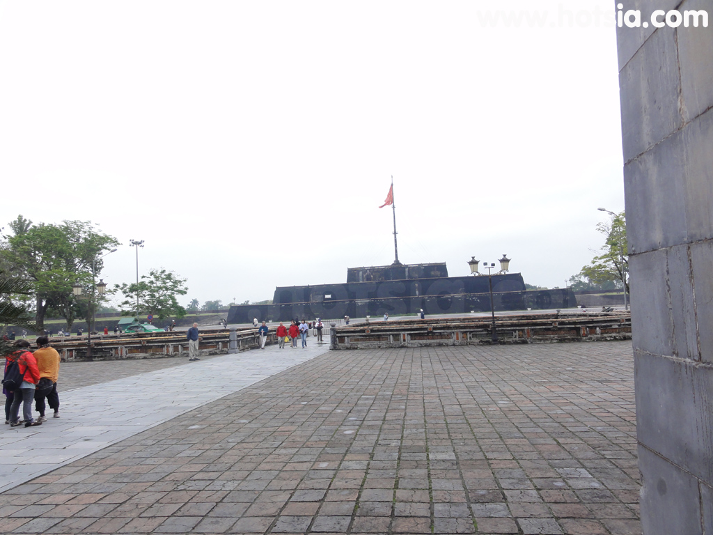 เที่ยวเมืองเว้ พระราชวังเมืองเว้
