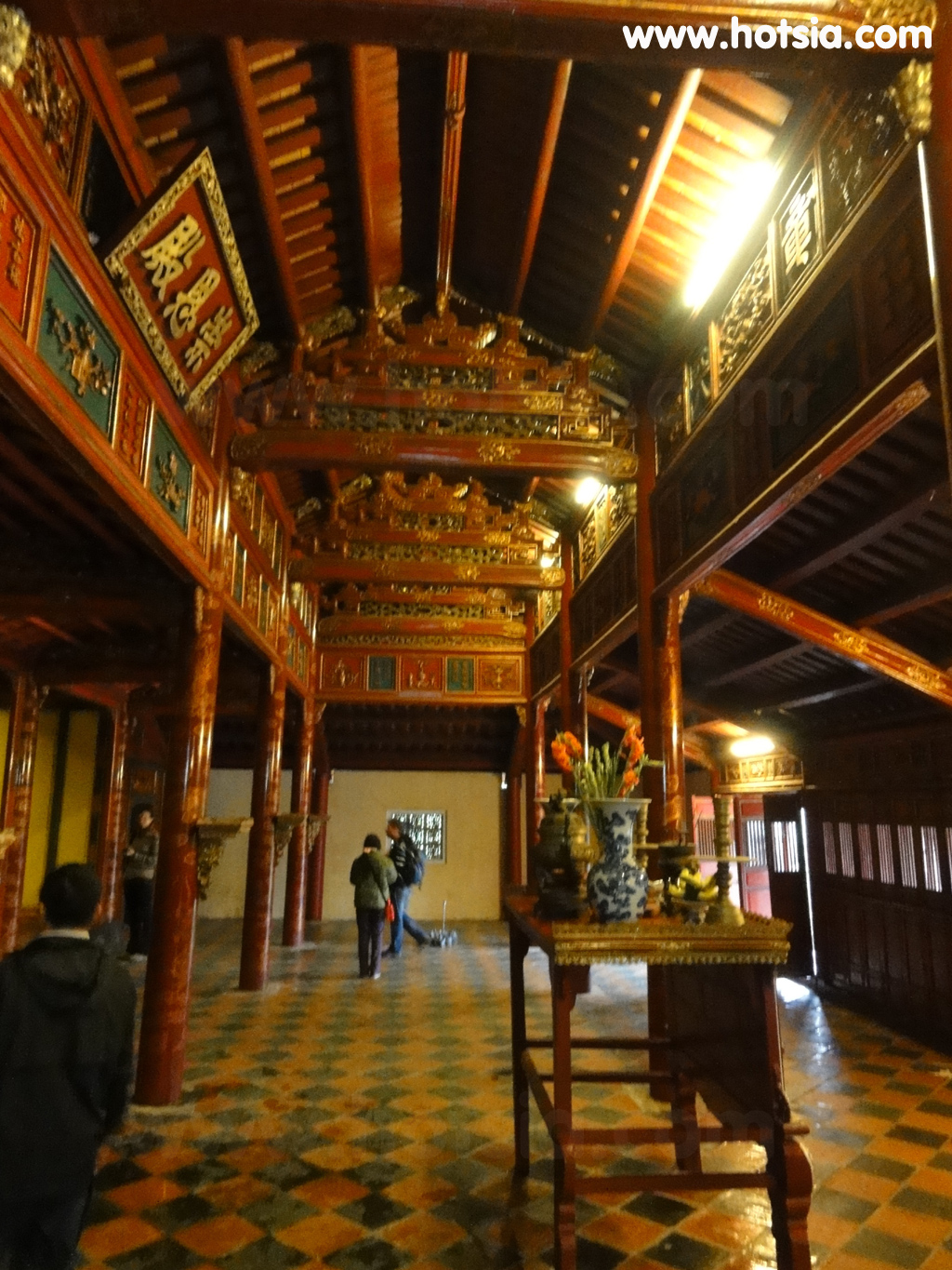เที่ยวเมืองเว้ สุสานพระเจ้ามินห์หม่าง