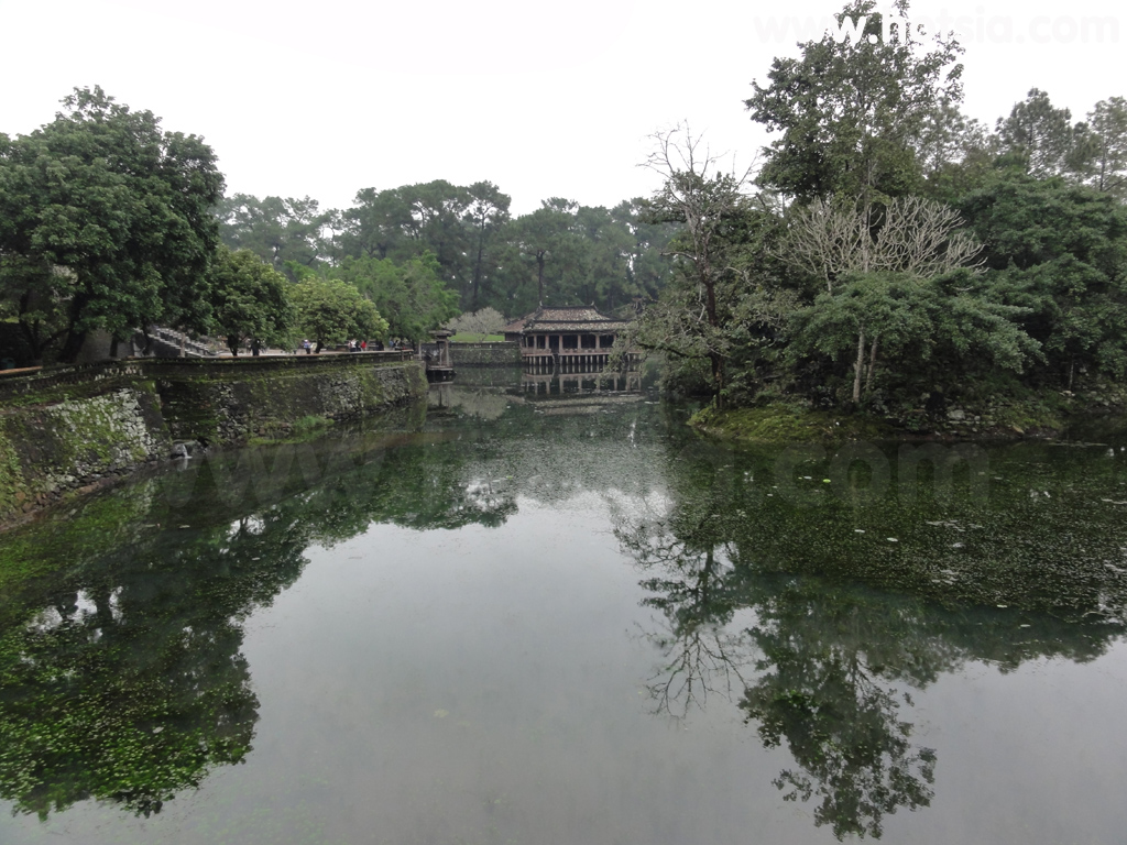 เที่ยวเมืองเว้ สุสานจักรพรรดิตือดึ๊ก