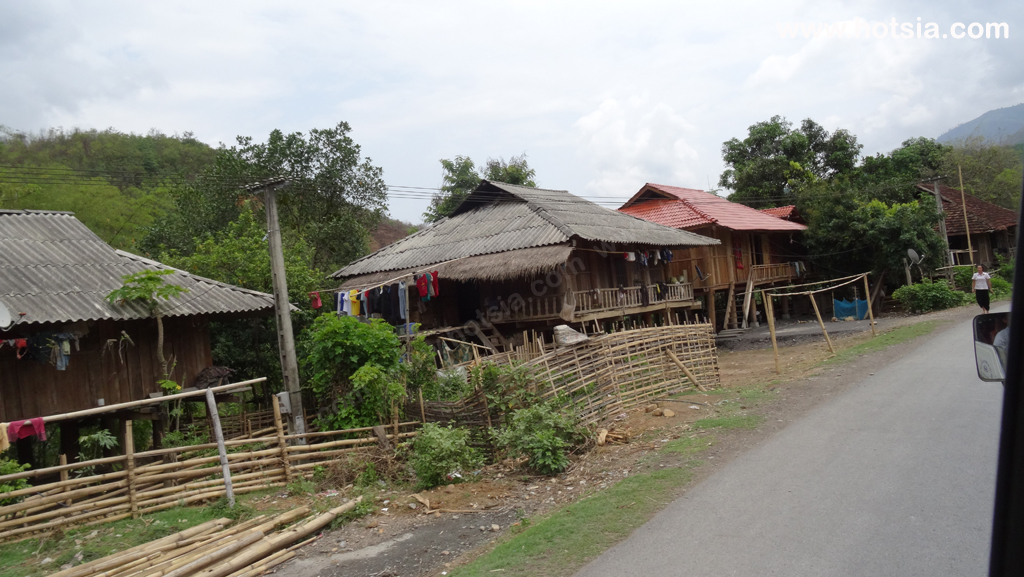เวียดนาม จังหวัดลายเจิว บ้านคนไทยในเวียดนามเหนือ